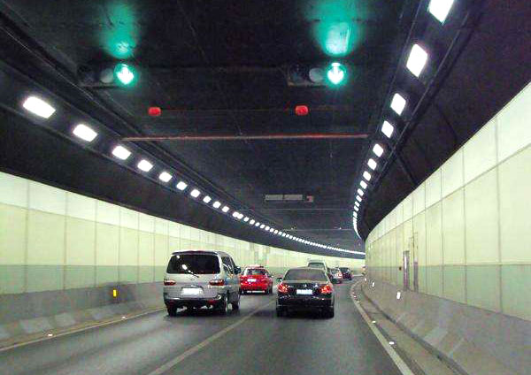 武汉长江隧道给排水工程